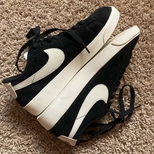 Nike Blazer Low Suede Woman’s Shoe